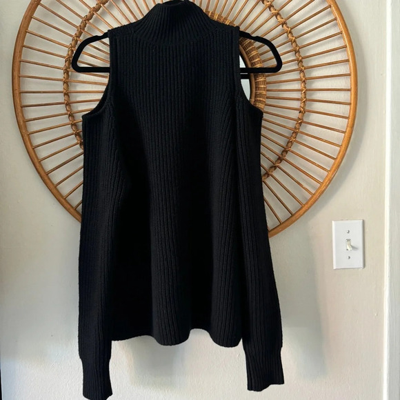 Zoe Jordan Sweaters - Zoe Jordan cold shoulder cashmere wool knit sweater size small medium